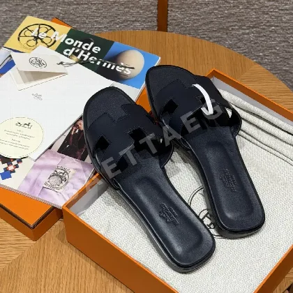 에르메스 오란 네이비 블루 슬리퍼 134613