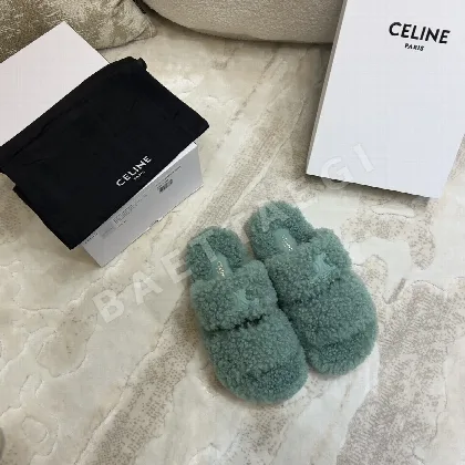 셀린느 울 개선문 퍼 슬리퍼 94491