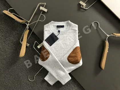 루이비통 스웨이드 배색 소매 남성 니트 156280