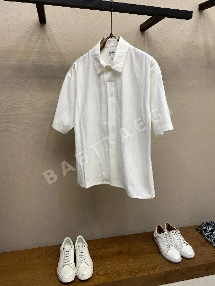 로에베 남성 흰색 카라 반팔 티셔츠 48322