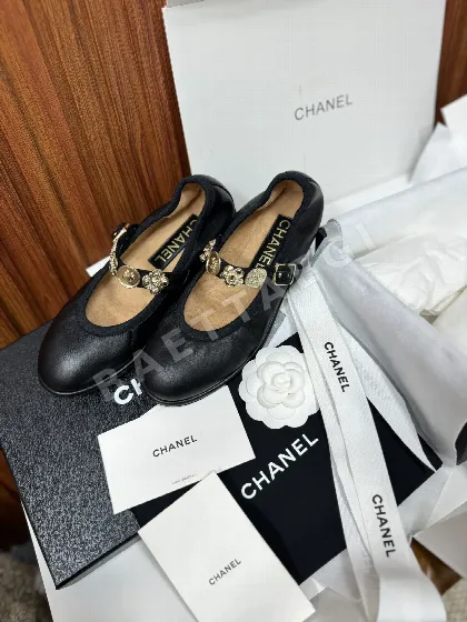샤넬 메티에다르 골드 코인 메리제인 발레 슈즈 93815