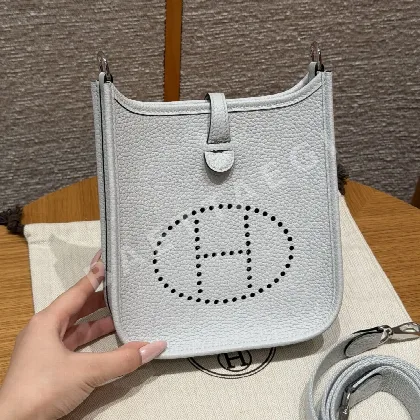 에르메스 미니 에블린 가방 144548