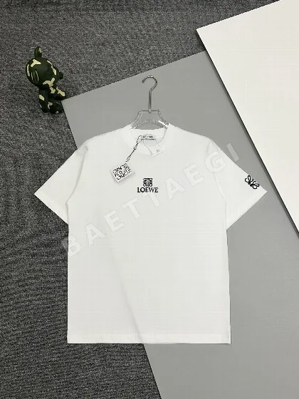 로에베 남여공용 반팔 SS 48422