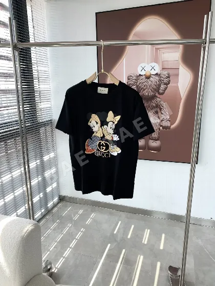 구찌 여성 반팔 88164