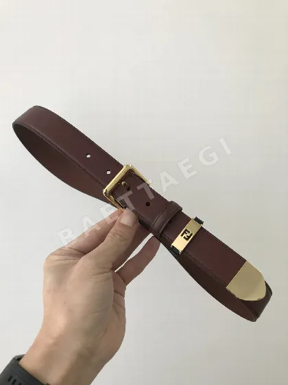 펜디 로고 핀 버클 양면 가죽 벨트 59606