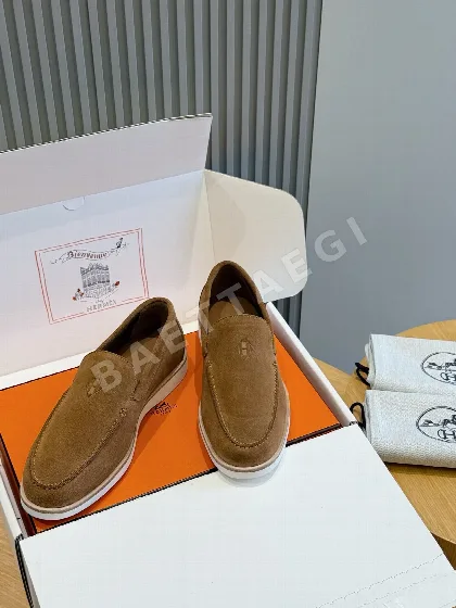 에르메스 로퍼 스웨이드 고트스킨 H 컷아웃 158607