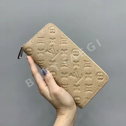 루이비통 세로형 지퍼 지갑 M14141 38582