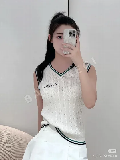 디올 레트로 케이블 V넥 니트 베스트