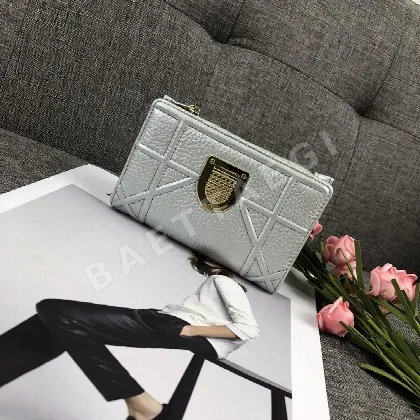 디올 미니 디오라마 숏월렛 지갑 22261