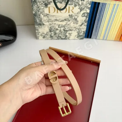 디올 핀 버클 에나멜 링 가죽 벨트 57307