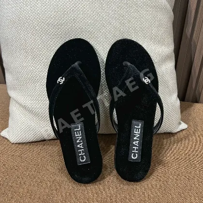 샤넬 벨벳 더블 C 버클 플립플롭 24515