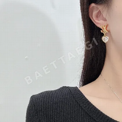 루이비통 귀걸이 64123