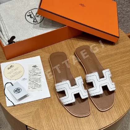 에르메스 오란 슬리퍼 퓨어 화이트 8527