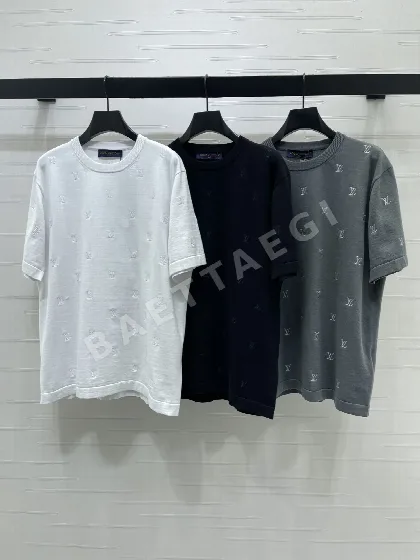 루이비통 자수 니트 라운드넥 여성 반팔 탑 51813