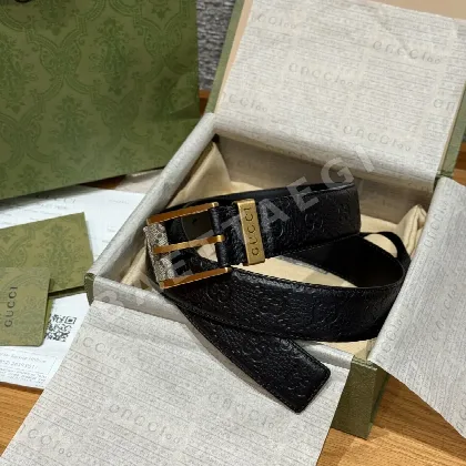 구찌 스퀘어 버클 GG 엠보 소가죽 벨트 174861