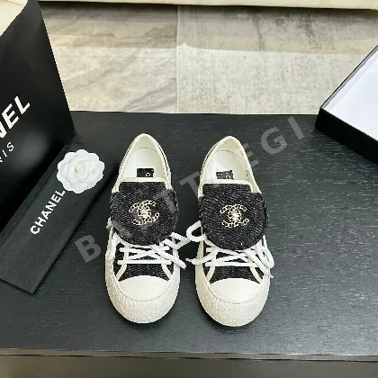 샤넬 판다 스니커즈 104892