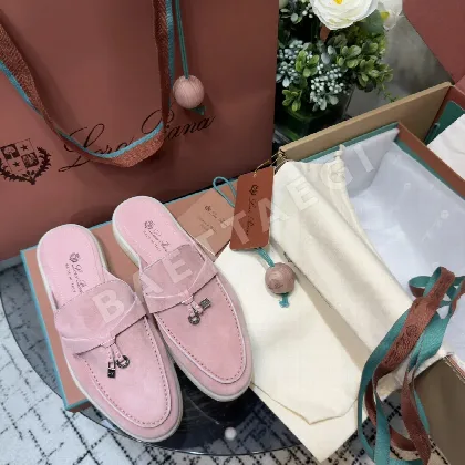 로로피아나 수제 슬리퍼 뮬 94089