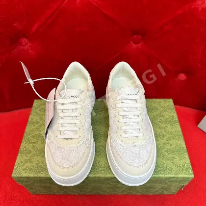 구찌 플랫폼 화이트 스니커즈 116254