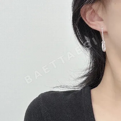 루이비통 스털링 실버 귀걸이 64130