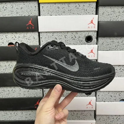 나이키 줌 보메로 18 HV8150-003 201114 Nike Zoom Vomero 18