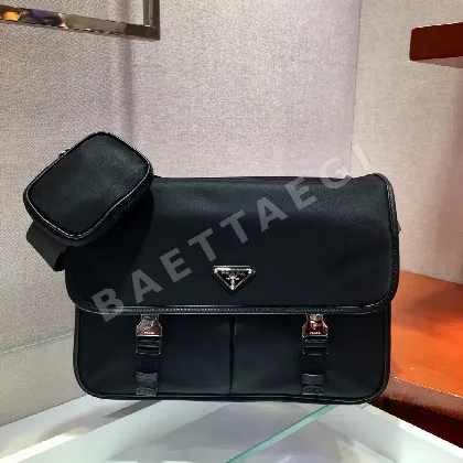 프라다 나일론 플랩 핸드백 2VD768