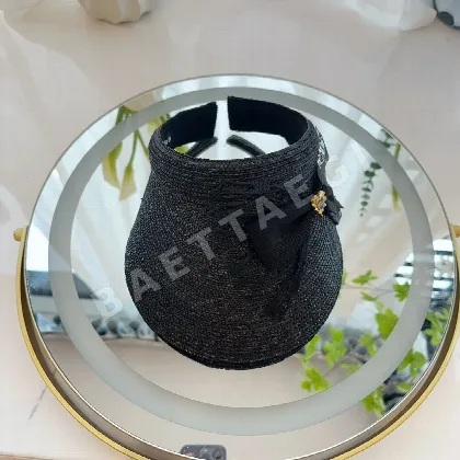 미우미우 모자 81045 Miu Miu Cap