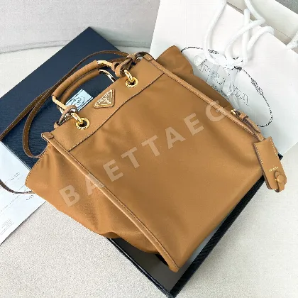 프라다 나일론 토트백 1BG578