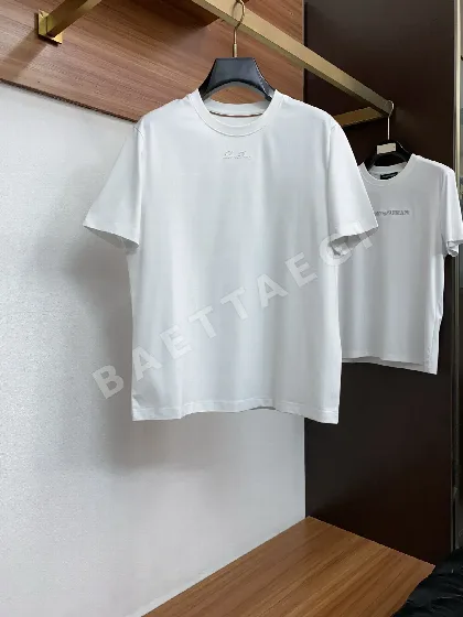 로로피아나 남성 반팔 48052