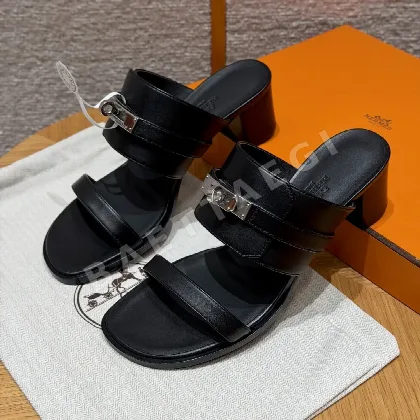 에르메스 샌들 블랙 카프스킨 닛논 스트랩 189178
