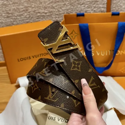루이비통 모노그램 리버시블 남성 벨트 4 cm 172687