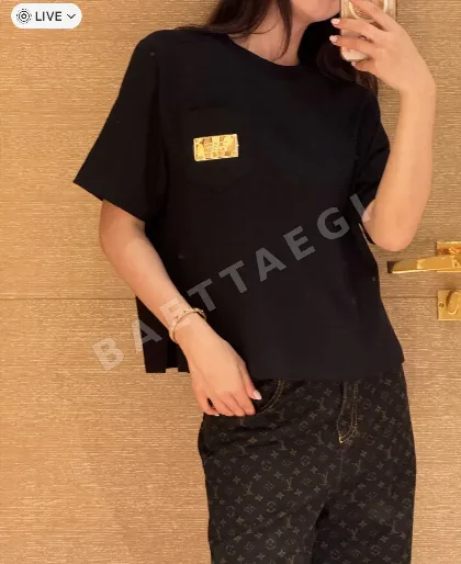 루이비통 데님 패치워크 메탈 포켓 크루넥 반팔 티셔츠 52053