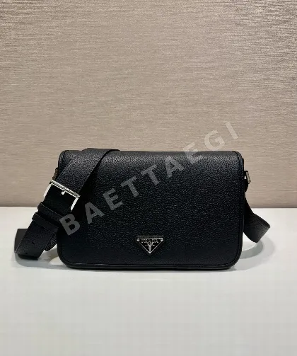 프라다 소가죽 메신저백 2VD075 67695