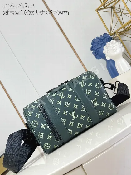 루이비통 시티 키폴 모노그램 핸드백 M27184