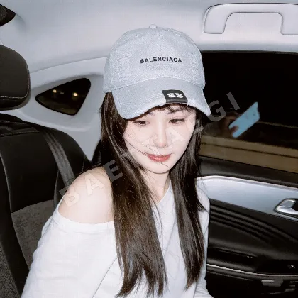 발렌시아가 더블 B 로고 야구모자 186054