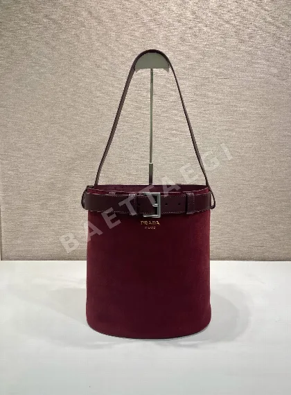 프라다 스웨이드 버킷백 1BE085 122926