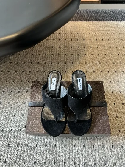 알라이아 플립플롭 미드힐 샌들 99512