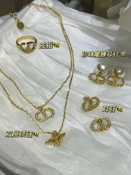 디올 귀걸이 60771