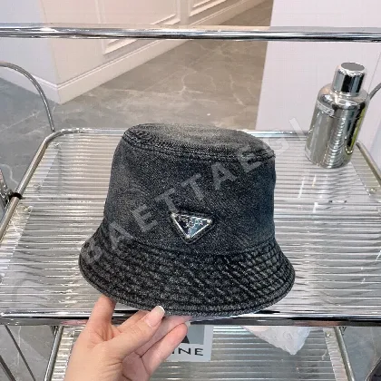 프라다 타이다이 데님 버킷 햇 84841