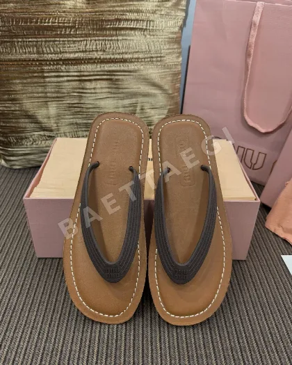 미우미우 비치 샌들 80119