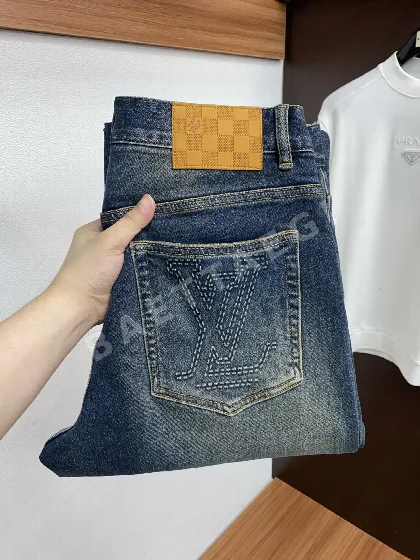 루이비통 데님 슬림핏 바지 16376