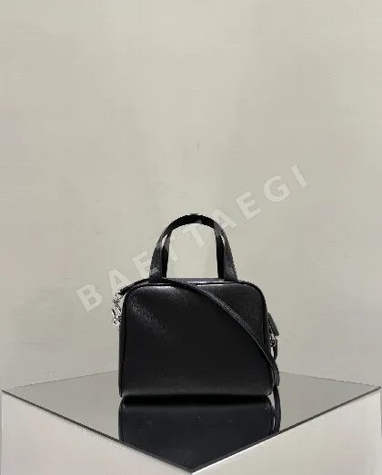 더로우 미니 램스킨 숄더백 75701