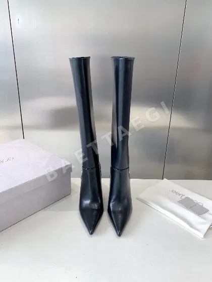 지미추 뾰족코 하이힐 부츠 8039