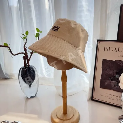 미우미우 모자 81273 Miu Miu Cap