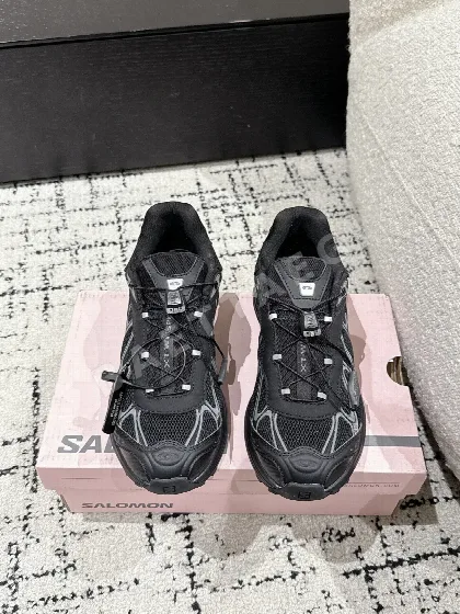 살로몬 로우컷 러닝화 74832