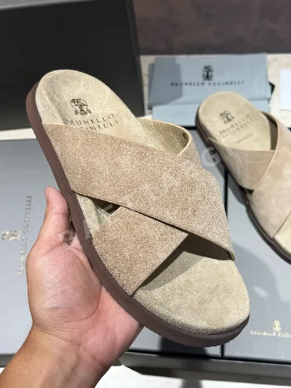 브루넬로쿠치넬리 남성용 스웨이드 비치 샌들 134549