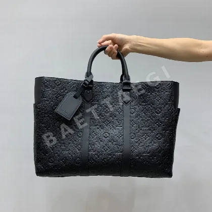 루이비통 24K 토트백 M21865