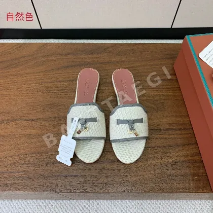 로로피아나 컬러 블록 플랫 샌들 104873