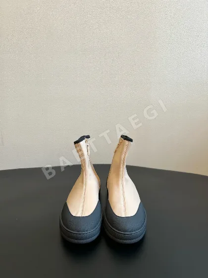 샤넬 클래식 배색 단부츠 99566