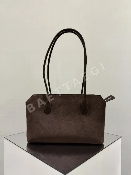더로우 미니멀 클래식 토트백 75779