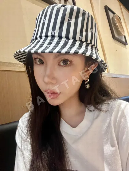 샤넬 스트라이프 버킷 햇 모자 82355
